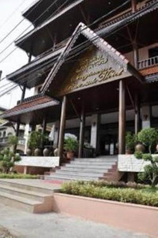 Sengtawan Riverside Hotel Vientiane Exterior photo